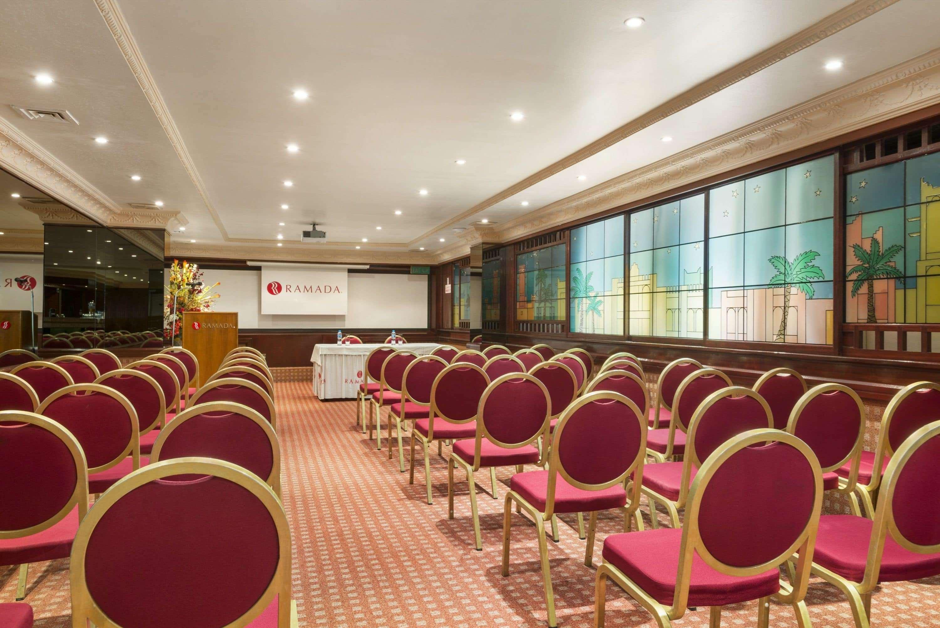 Ramada By Wyndham Bahrain Manama Exterior foto