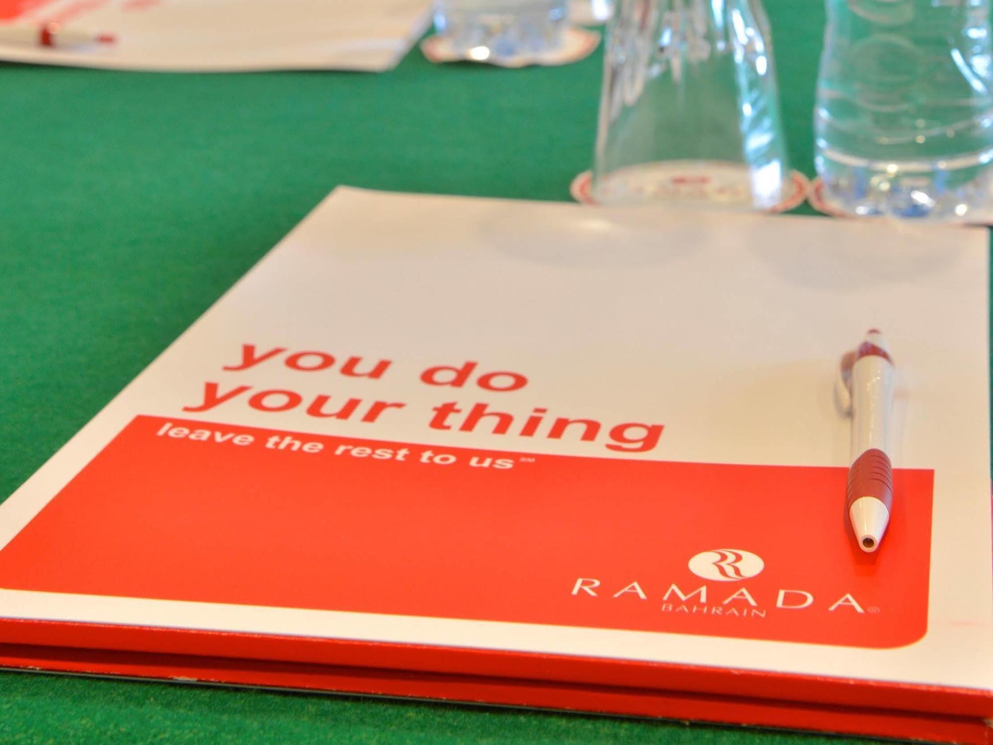 Ramada By Wyndham Bahrain Manama Exterior foto